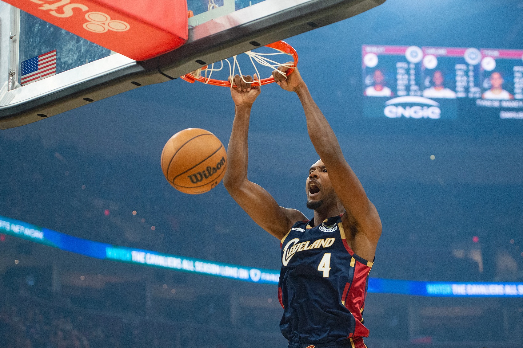 开云体育在线入口-下半场机会不多！小莫布里半场就拿到13分11板 全场14分14板3帽